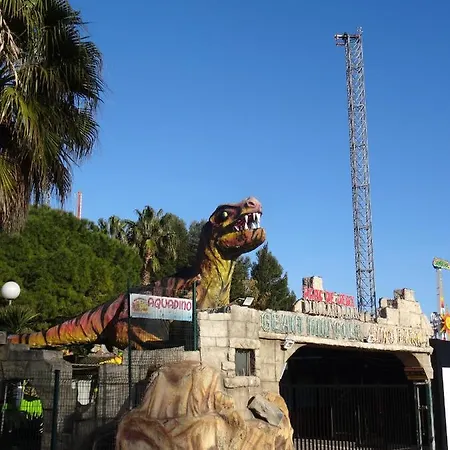 Lägenhet T2,33 M2,quartier Malfato Et Aqualand